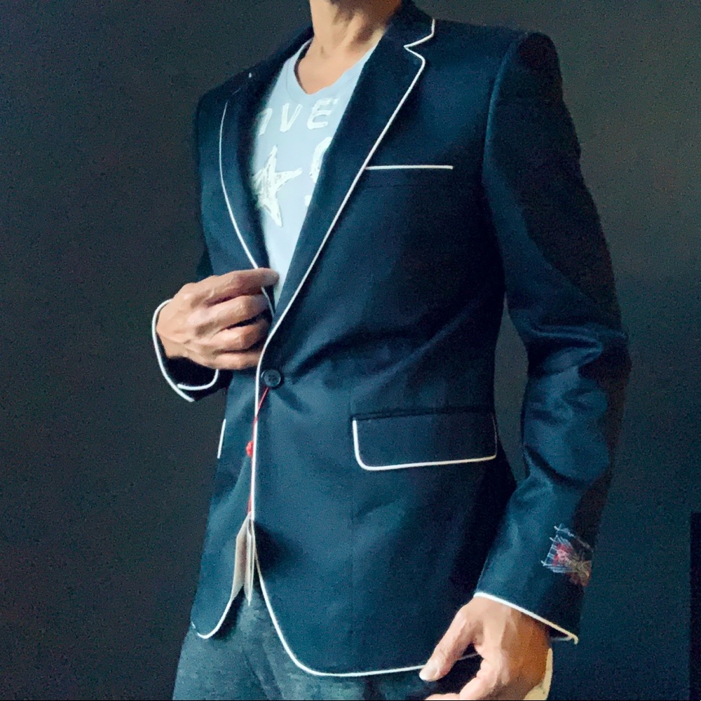 ENGLISH LAUNDRY Sport Coat, Medium, Navy Blue w/ white accent. NEW